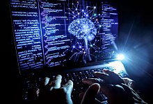 Künstliche Intelligenz (KI) - Oliver Berg/dpa