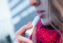 Lippenpflege - Foto: Christin Klose/dpa-tmn