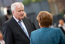 Im Gespr&auml;ch - Foto: Bernd von Jutrczenka/dpa Pool/dpa