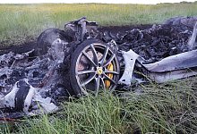 Unfall mit Sportwagen - Reinert/swd-medien /dpa