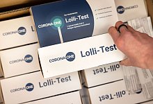 Lolli-Tests - Foto: Michael Reichel/dpa