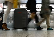 Flughafen Frankfurt - Foto: Arne Dedert/dpa