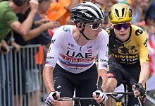 Tadej Pogacar und Jonas Vingegaard - Bernard Papon/Pool L\\\'Equipe/AP/dpa
