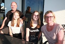 Unternehmen viel gemeinsam: Andreas Grabsch, Katja Grabovaja (Kati), Tessa Grabsch und Susanne Grabsch (von links) haben sich im Laufe der Jahre zu einer echten Familie entwickelt. (Foto: Knut Dinter) - Knut Dinter