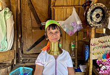 Langhalsfrauen - «Long Neck Karen» - im Norden Thailands - Carola Frentzen/dpa