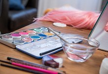 Karnevalsschminke - Foto: Christin Klose