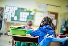 &laquo;Die L&uuml;cken in Mathe, Deutsch und Fremdsprachen k&ouml;nnten einer ganzen Generation von Sch&uuml;lern ihr Leben lang auf die F&uuml;&szlig;e fallen.&raquo; - Marcel Kusch/dpa