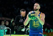 Stephen Curry - Darron Cummings/AP