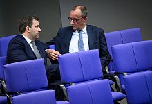 Bundestag - Sondersitzung zur Grundgesetz&auml;nderung - Bernd von Jutrczenka/dpa