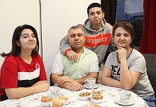 Familie aus Aserbaidschan bekommt Aufenthaltserlaubnis - Alte Hansestadt Lemgo