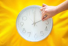 Zeitumstellung - Sommerzeit - Sina Schuldt/dpa