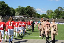 Die «Fußball-Nacktionalmannschaft» feiert ihren 10. Geburtstag. - Sascha Thelen/dpa