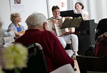 Mit Musik gegen Demenz - Monika Feldmeier/Nordbayerischer Musikbund/dpa