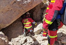 Suche nach &Uuml;berlebenden - ---/Spanish Defence Ministry/AP/dpa