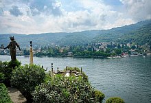 Blick auf den Lago Maggiore - Florian Sanktjohanser/dpa-tmn