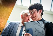 Fluchtministerin nach Solingen-Anschlag weiter unter Druck - Christoph Reichwein/dpa