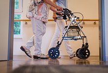 Arbeit in der Pflege - Foto: Christoph Schmidt