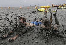 Schlammfestival - Foto: Ahn Young-Joon/AP/dpa