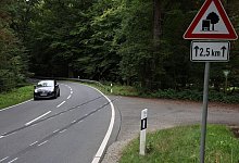 Vier Menschen sterben bei Unfall in Nordhessen - Stefan Rampfel/dpa