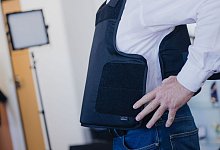 Schutzweste - Marius Becker/dpa