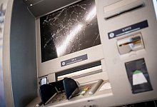 Gesprengter Geldautomat - Matthias Balk/dpa/Symbolbild