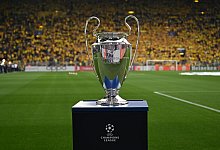 Champions League Pokal - Bernd Thissen/dpa