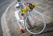 Gedenken an Verkehrstote - Daniel Karmann/dpa