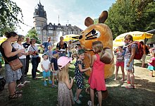 Die Maus auf dem Schloßplatz - Bernhard Preuss