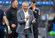 Hertha-Coach Felix Magath baut sein Team auf. - Andreas Gora/dpa