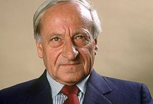 Gründer von SOS-Kinderdorf - Hermann Gmeiner - Dpa Porträtdienst/dpa