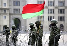 Einsatzkräfte in Belarus - Foto: Uncredited/Tut.by/AP/dpa