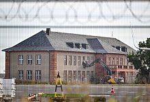 Abriss des Generalshotels - Patrick Pleul/dpa