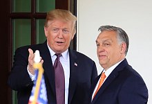 Trump + Orban - Manuel Balce Ceneta/AP/dpa