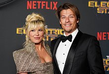 Millie Bobby Brown und Jake Bongiovi - Jordan Strauss/Invision via AP/dpa