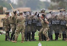 Militärübung in Los Angeles - Jae C. Hong/AP/dpa