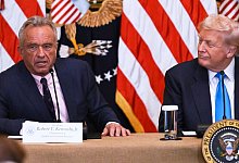 Robert F. Kennedy Jr. und Donald Trump - John McDonnell/AP/dpa