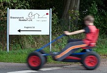 Mehr Kinder in Kinderheimen - Friso Gentsch/dpa