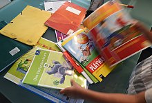 KINA - zu: Ein Schulbuch ist Teamarbeit - Holger Hollemann