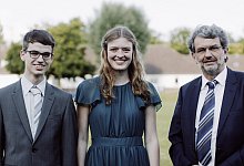 abiturienten-mit-10 - AHF-Gymnasium