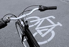 bicycle-path-830216_1280 - Symbolbild: Pixabay