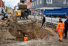Lange Straße Loch - Raphael Bartling