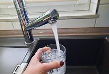 Wasser - Symbolbild: Lorraine Brinkmann