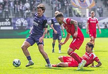 Aue, Deutschland 04. Mai 2024: 3 . Liga - 2023/2024 - Erzgebirge Aue vs. DSC Arminia Bielefeld Im Bild: v. li. im Zweika - Imago Images