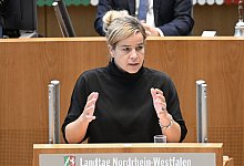 Plenarsitzung Landtag Nordrhein-Westfalen - ROBERTO PFEIL