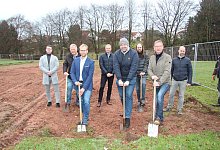 NL-BA Spatenstich Spielfeld - Cordula Gr&ouml;ne(LZ)