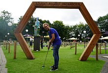 a6400393 - Felix Schwien