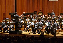 nic_5998b - 1 - Nicole Ellerbrake