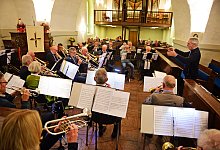 nic_3596b - Nicole Ellerbrake