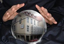 kristallkugel - Montage: Pixabay/Gr&ouml;ne