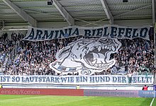 Aue, Deutschland 04. Mai 2024: 3 . Liga - 2023/2024 - Erzgebirge Aue vs. DSC Arminia Bielefeld Im Bild: Choreografie der - IMAGO/Fotostand